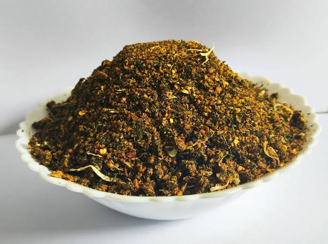 Pottu Minapappu karam podi 