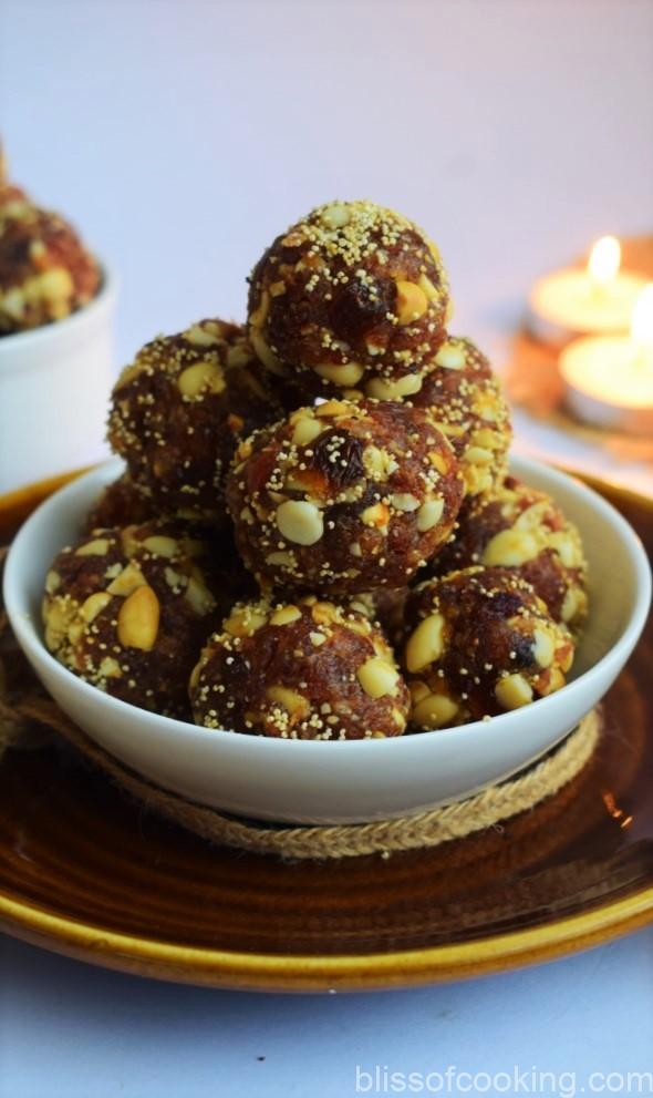 Dates peanut nuvvula ladoo 